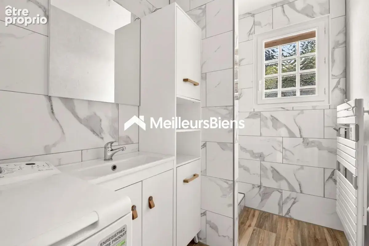 Ensemble Immobilier de 2 maisons - 145m² - piscine - photo 17