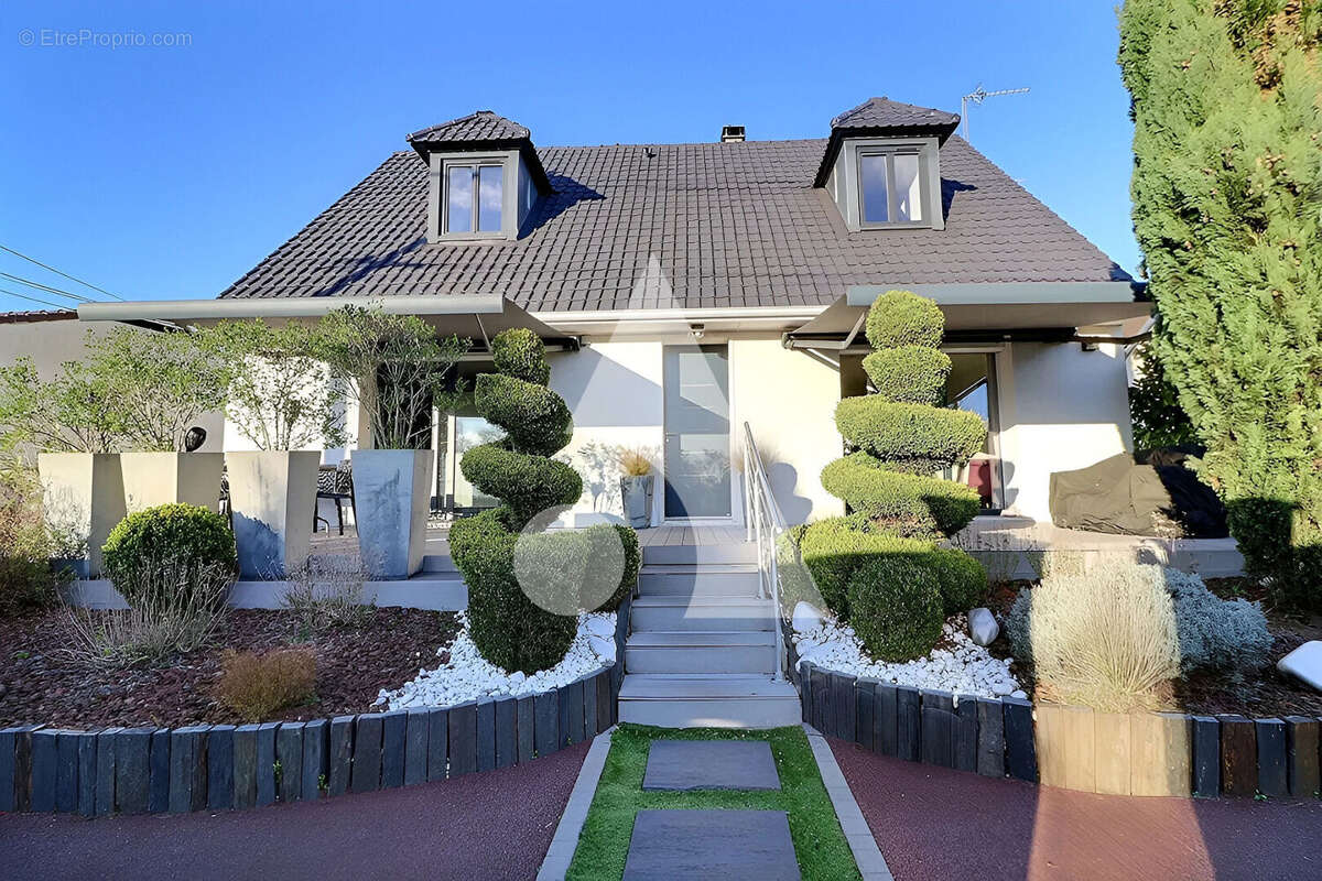 Maison à ERAGNY