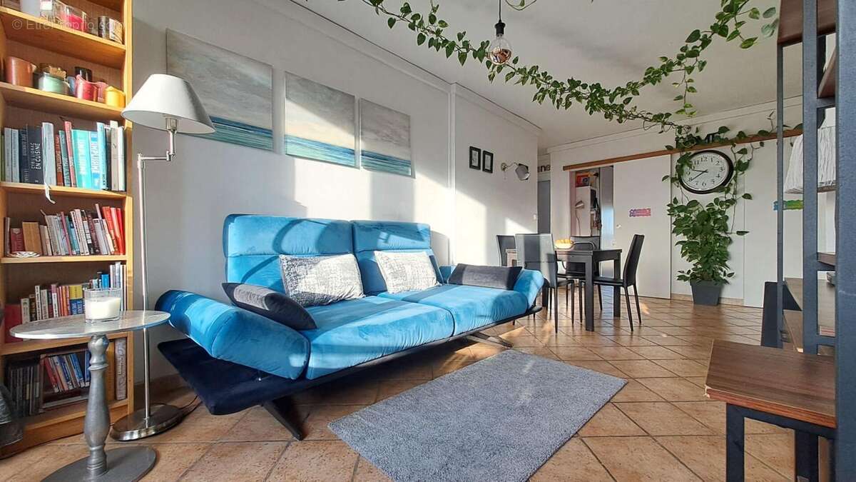 Appartement à MARSEILLE-9E