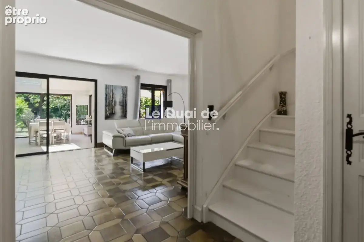 Maison 5 pièces 113 m² à vendre à Fontanil-Cornillon (38120) - photo 5