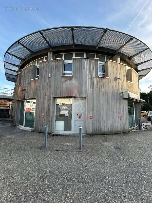 Commerce à LA RAVOIRE