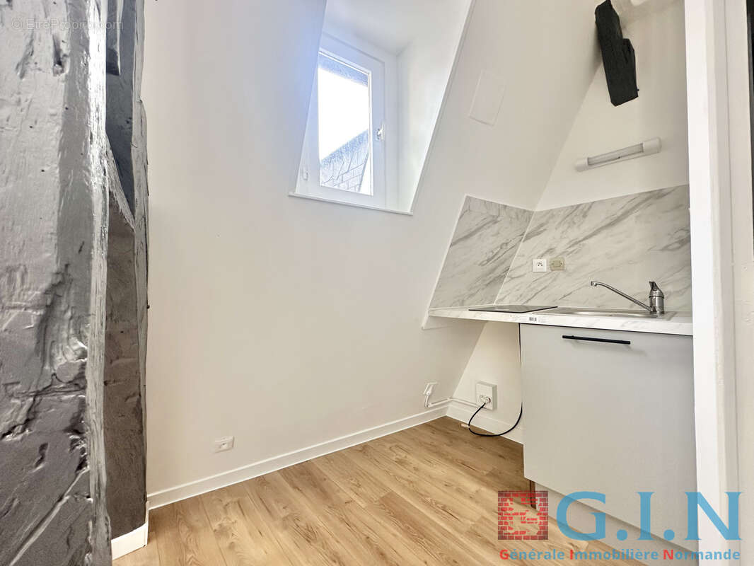 Appartement hyper-centre rue piétonne - photo 7