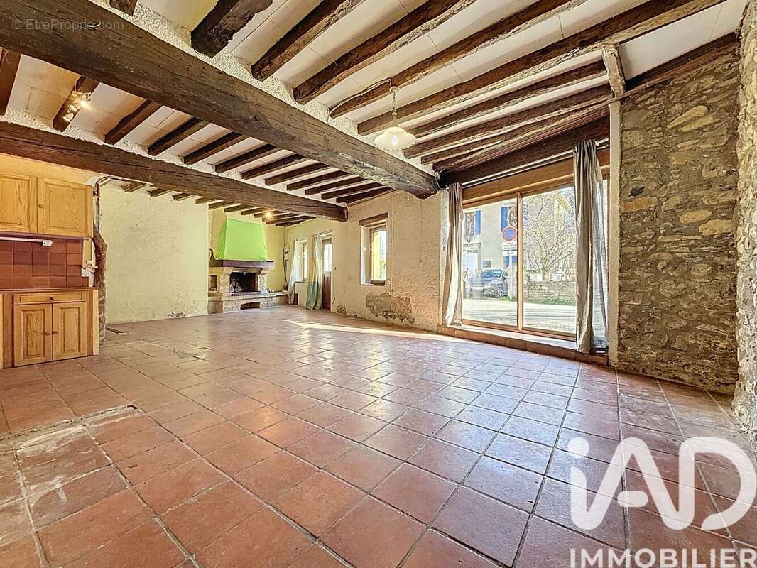 Maison 126 m² à Festes-Et-Saint-Andre  - photo 3