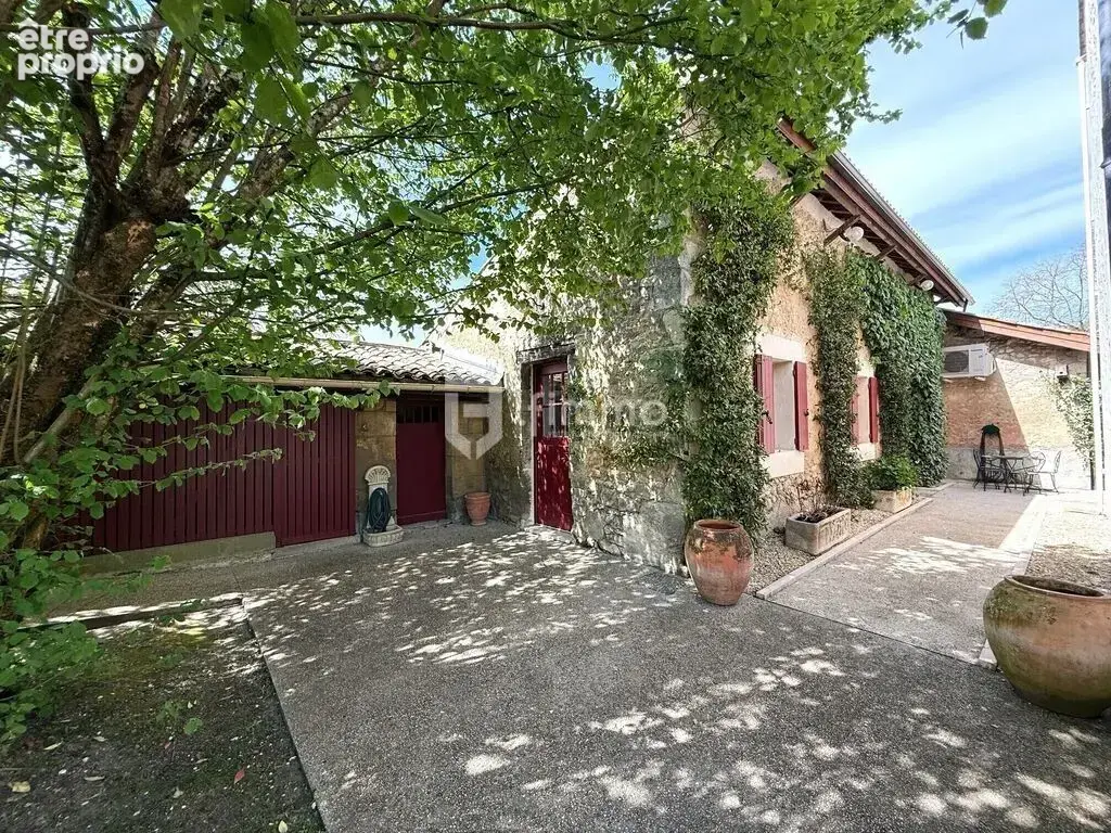 Maison de maître 360m2 - 5 chambres - piscine - dépendances - photo 11