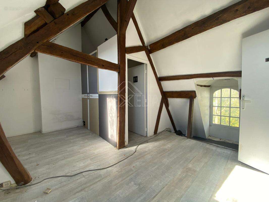 Maison à ROSNY-SUR-SEINE