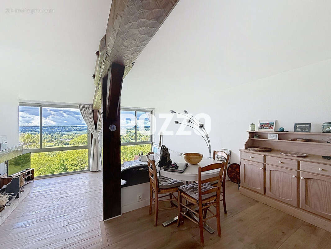 Appartement à TOURGEVILLE