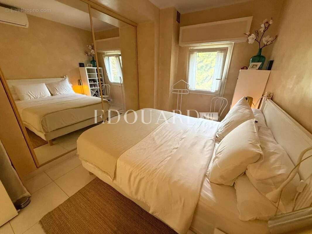 Appartement à EZE
