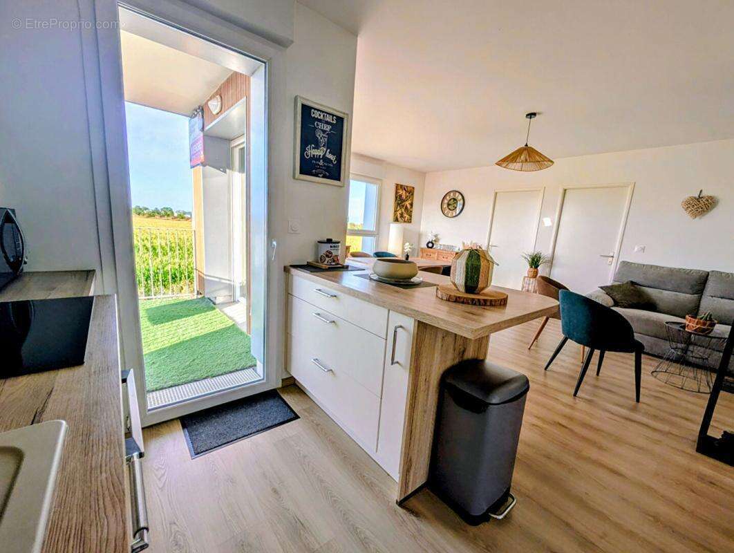 URGENT : Aux portes de Caen et à 10 mn de la plage de Ouistreham, beau T3 avec grand balcon sans vis à vis - photo 5
