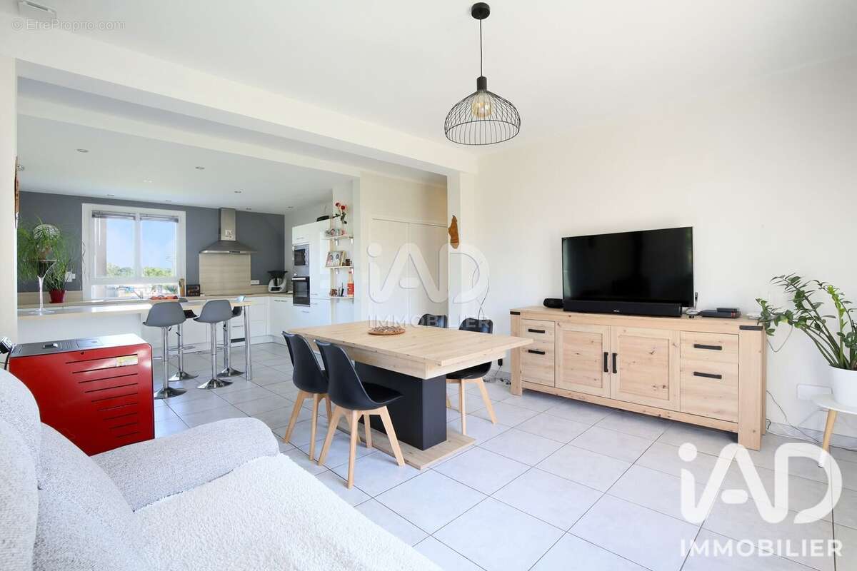 Maison 90 m² à Pechbonnieu  - photo 3