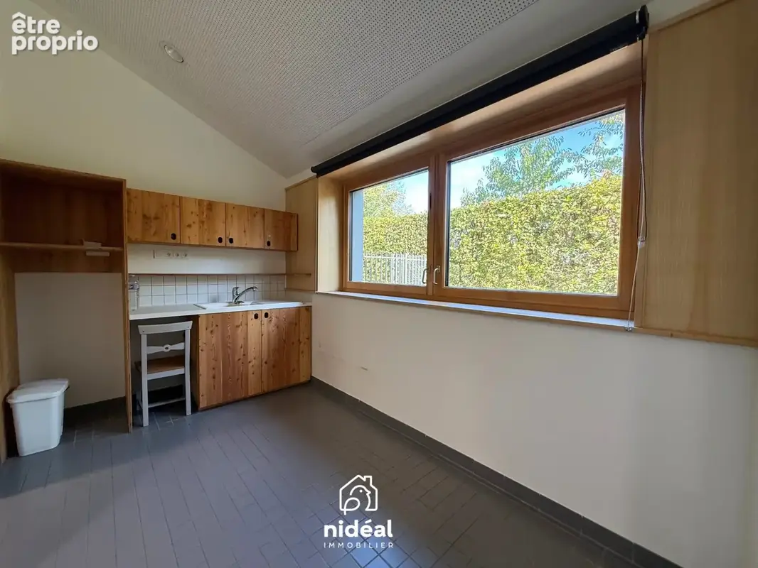 Commerce 400 m² à vendre à Villereau (59530) - photo 8