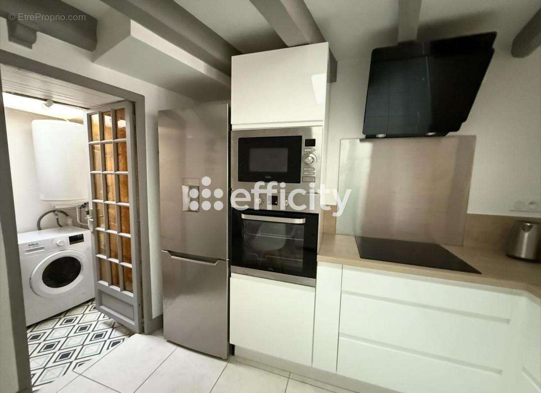Maison 64 m² à La Couronne  - photo 3