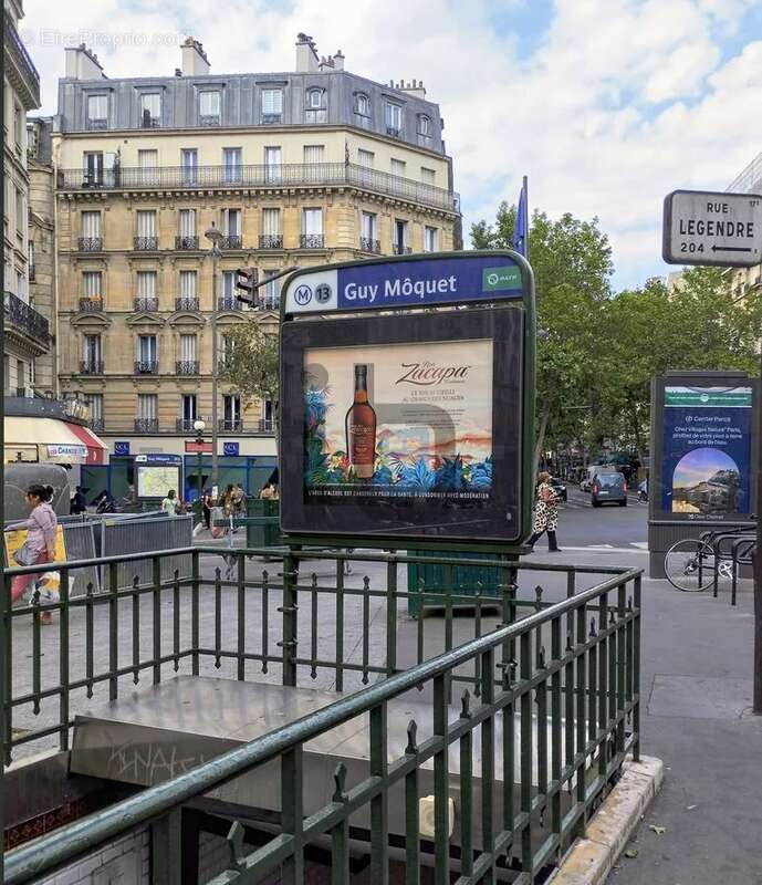 Commerce à PARIS-17E