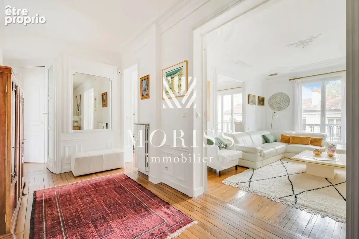Saint-Mandé Appartement de 4 pièces avec balconnets + chambre de service - photo 8