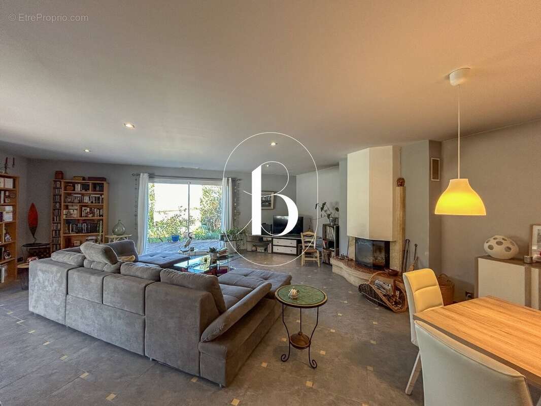 Maison 136 m² à Barjac  - photo 10