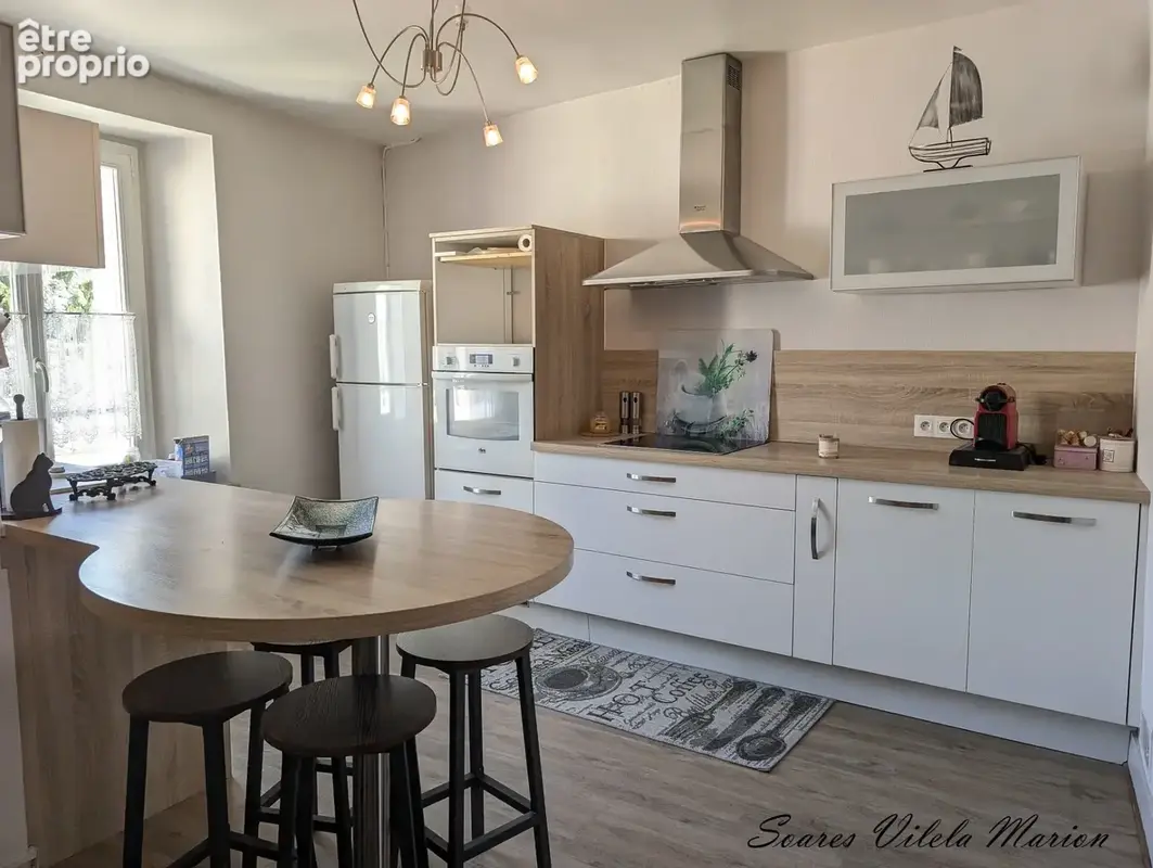 Immeuble- Local + beau duplex avec extérieur-CHAUMES-EN-BRIE centre - photo 3