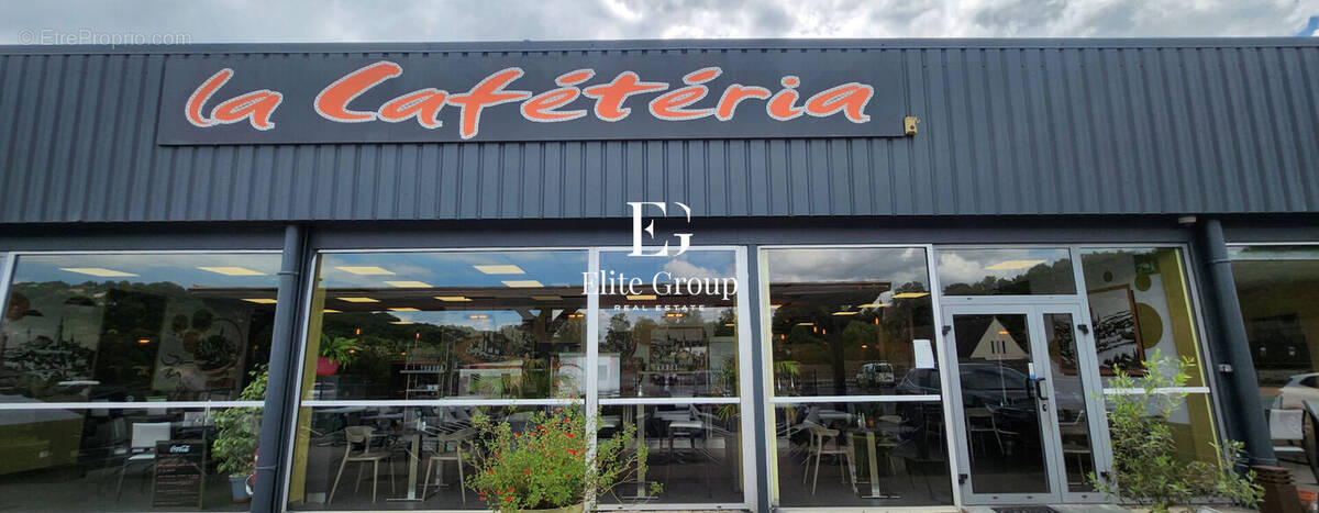 Commerce à SARLAT-LA-CANEDA