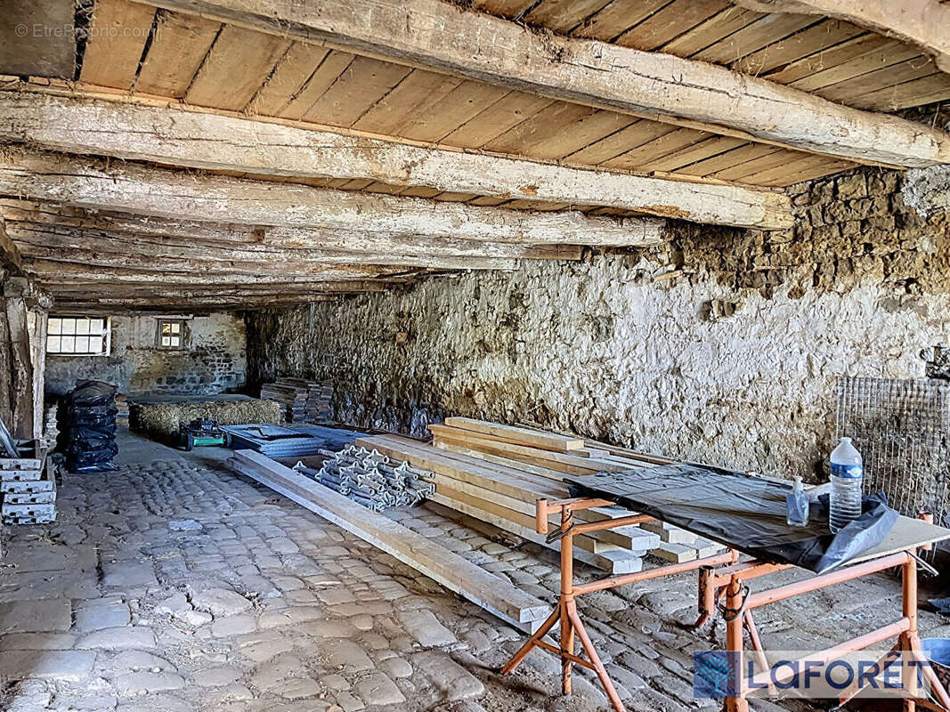 Corps de ferme Dammartin-sur-Meuse 300 m2 - photo 3