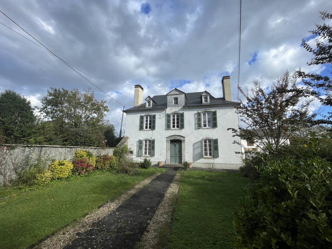 Maison à BRUGES-CAPBIS-MIFAGET