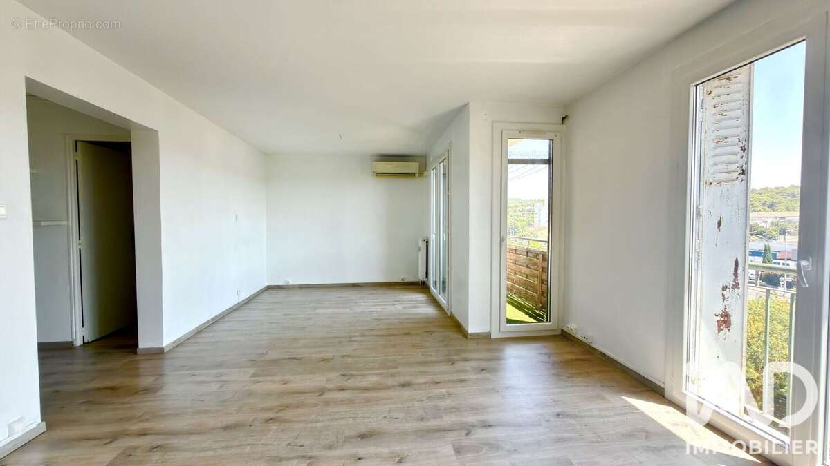 Appartement 67 m² à Salon-De-Provence  - photo 3