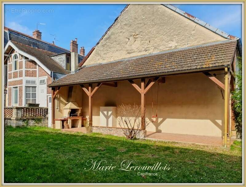 Maison à ROMILLY-SUR-SEINE