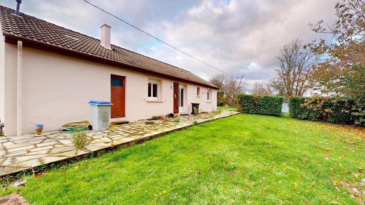 Maison à TEURTHEVILLE-HAGUE