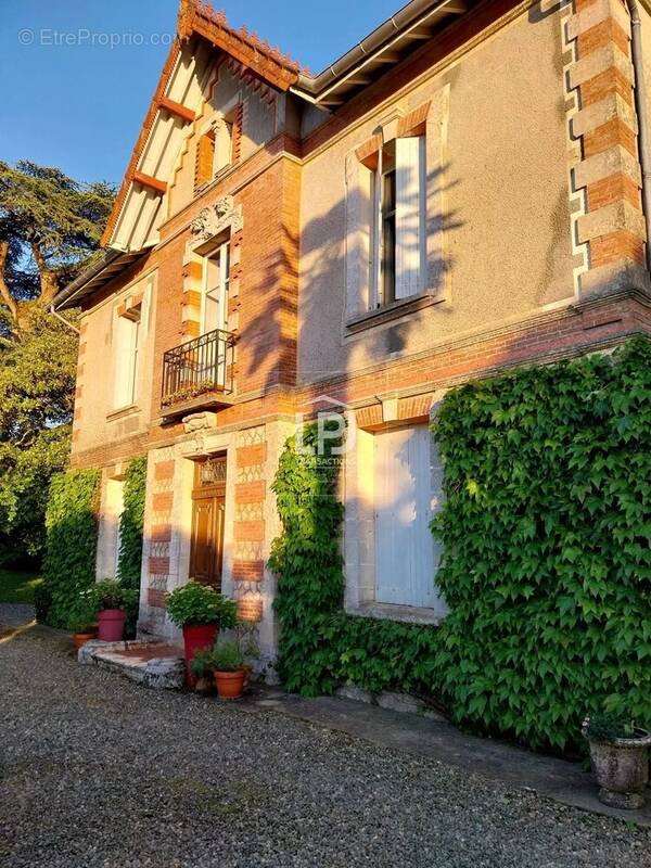 Maison à CAZAUBON