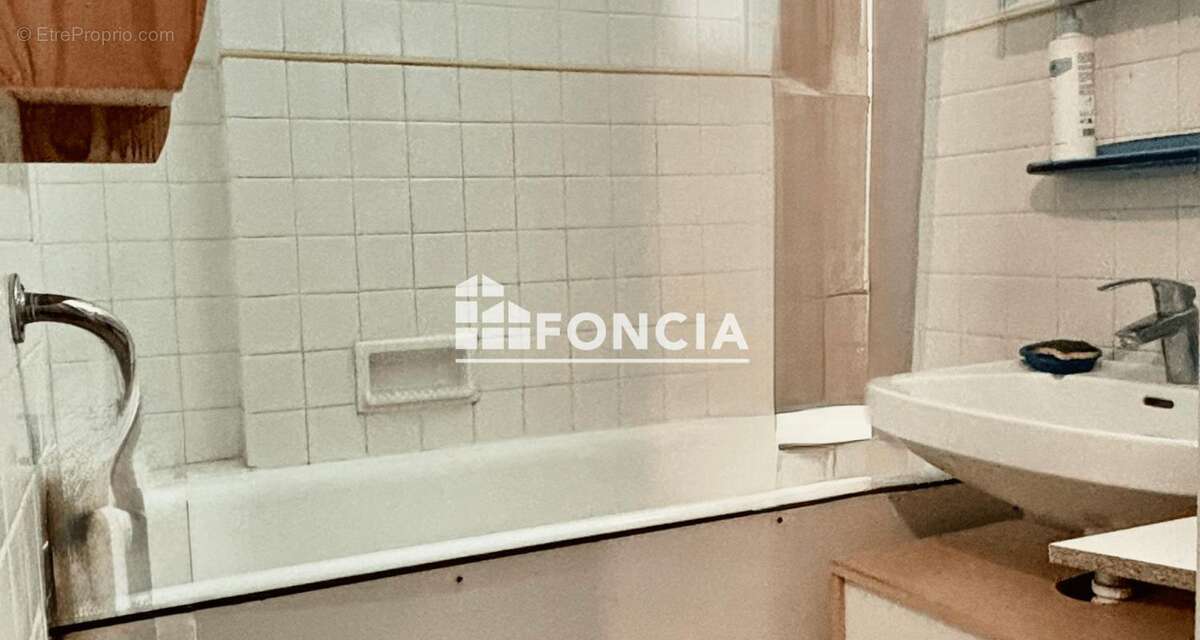 Appartement à SAINT-MAUR-DES-FOSSES