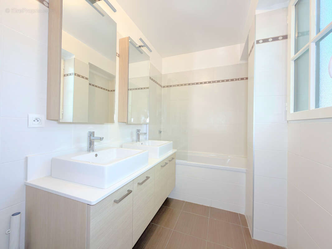 Appartement à GARCHES