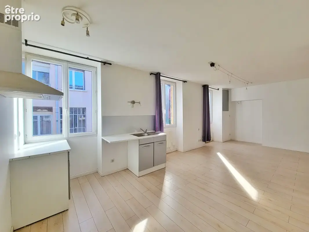 T2 lumineux de 44 m2 à Rive-de-Gier, idéal premier achat ou investissment - photo 2