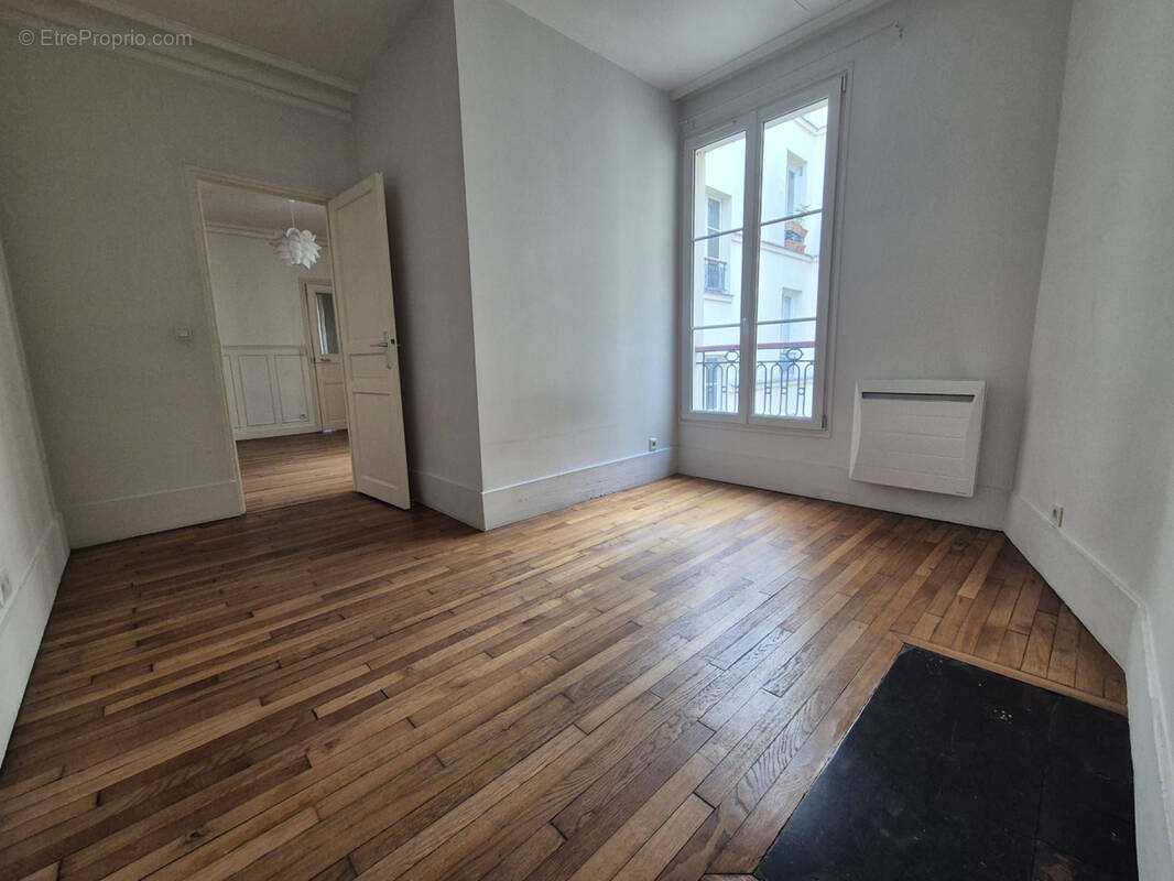Appartement à PARIS-19E