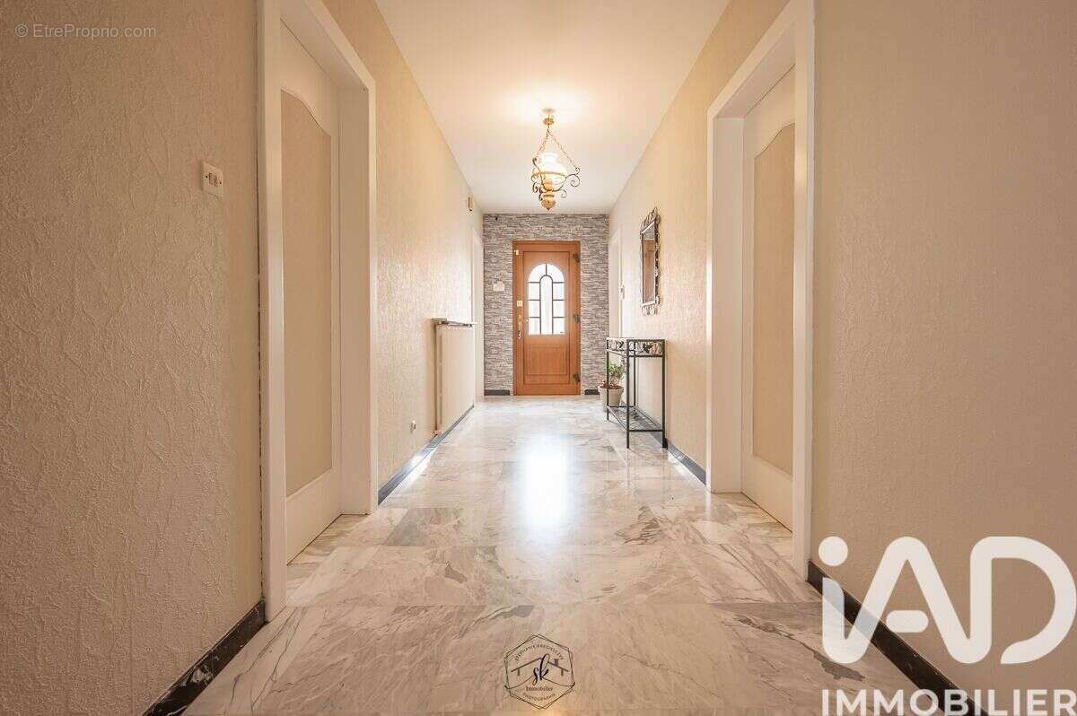 Photo 2 - Maison à ROMBAS