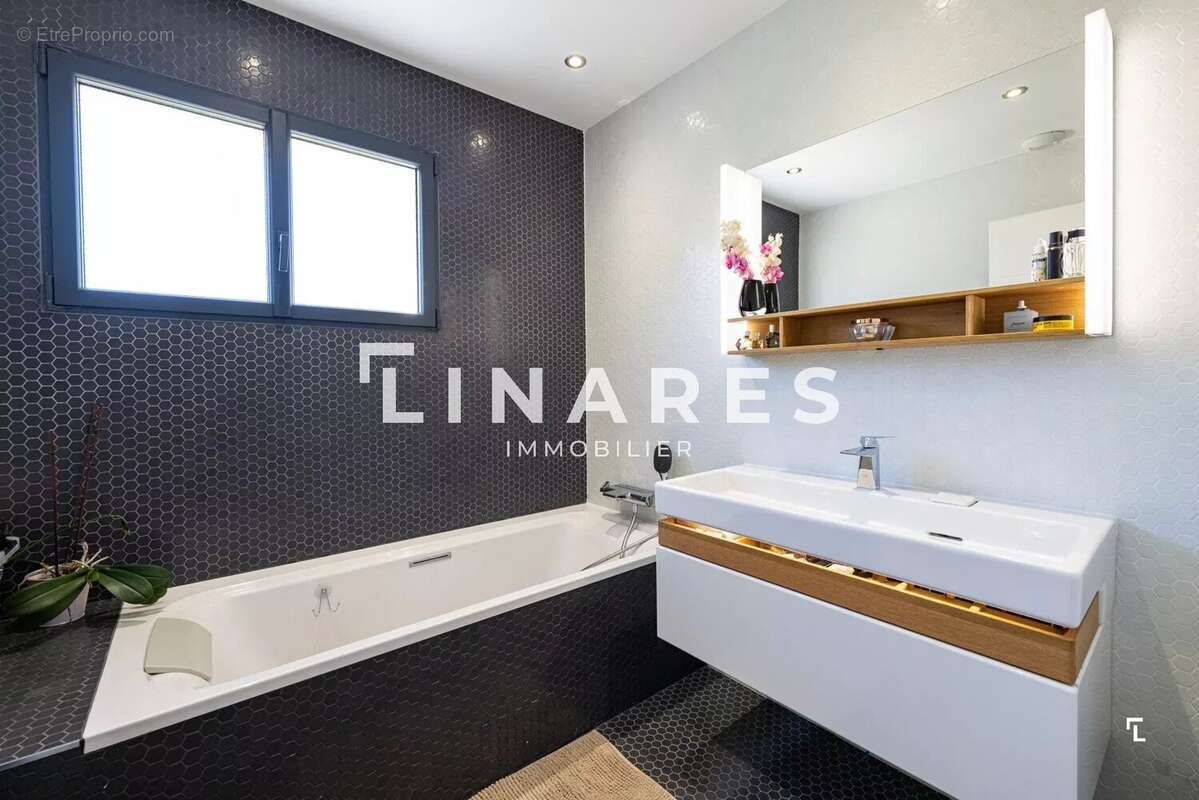Maison à MARSEILLE-11E