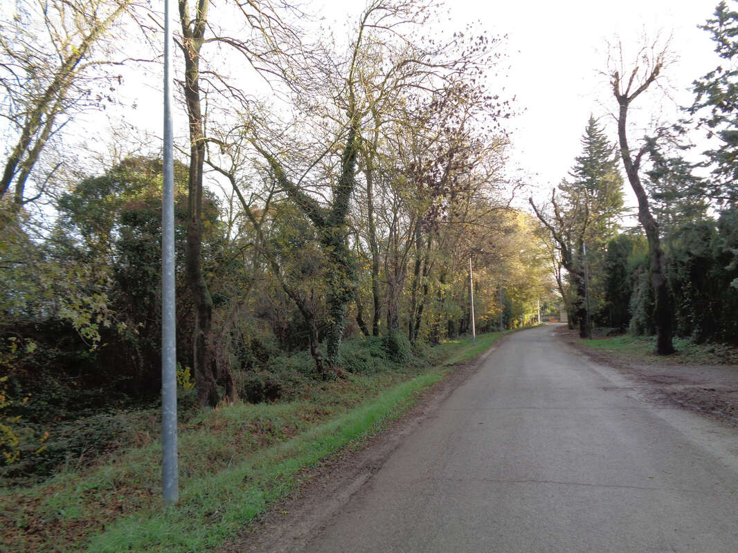 Terrain à SAINT-ETIENNE-DU-GRES