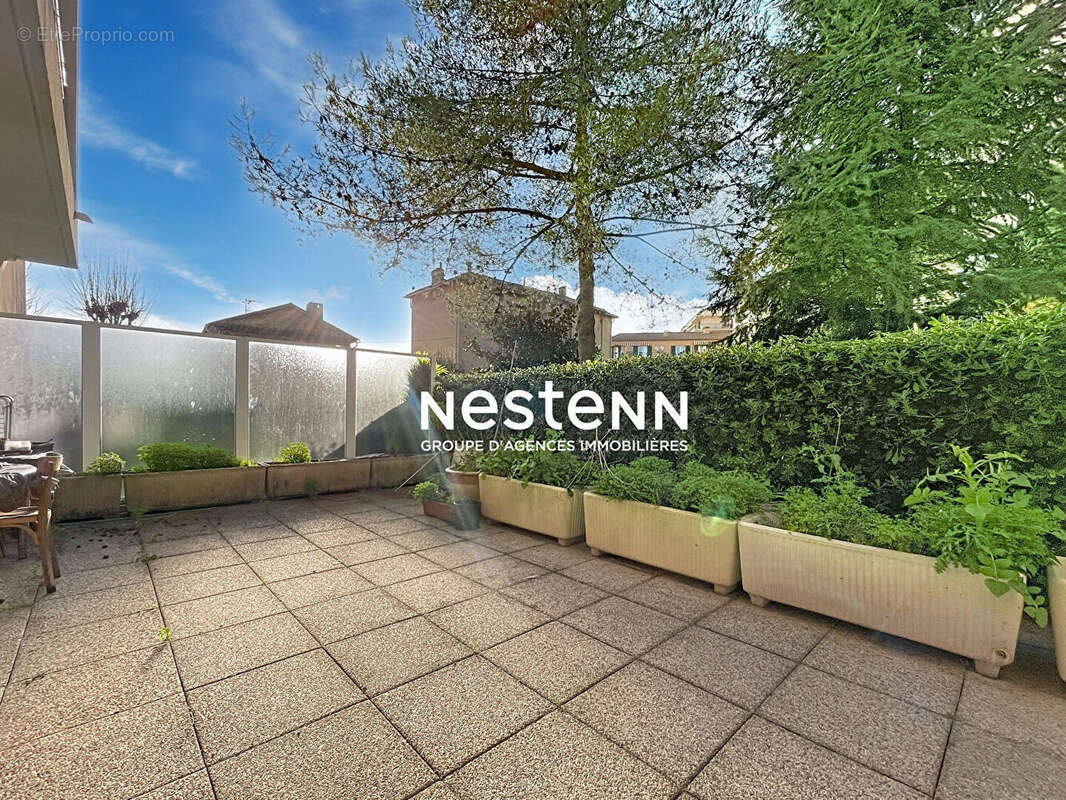 Appartement à VALLAURIS