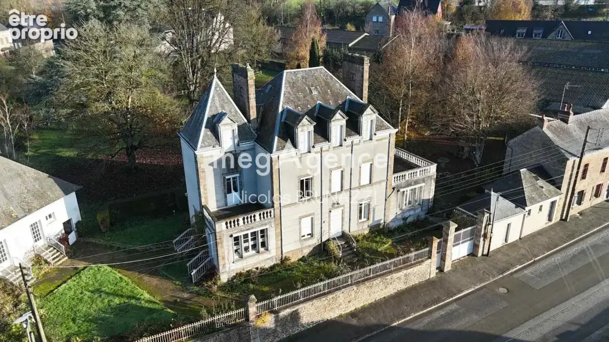 Demeure de caractère de 361 m² avec parc arboré de 3 900 m² – Un bien rare aux multiples possibilités - photo 3