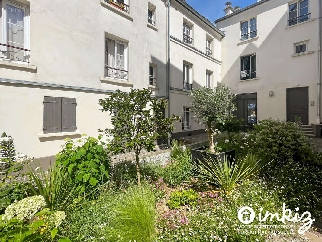 Appartement à PARIS-18E