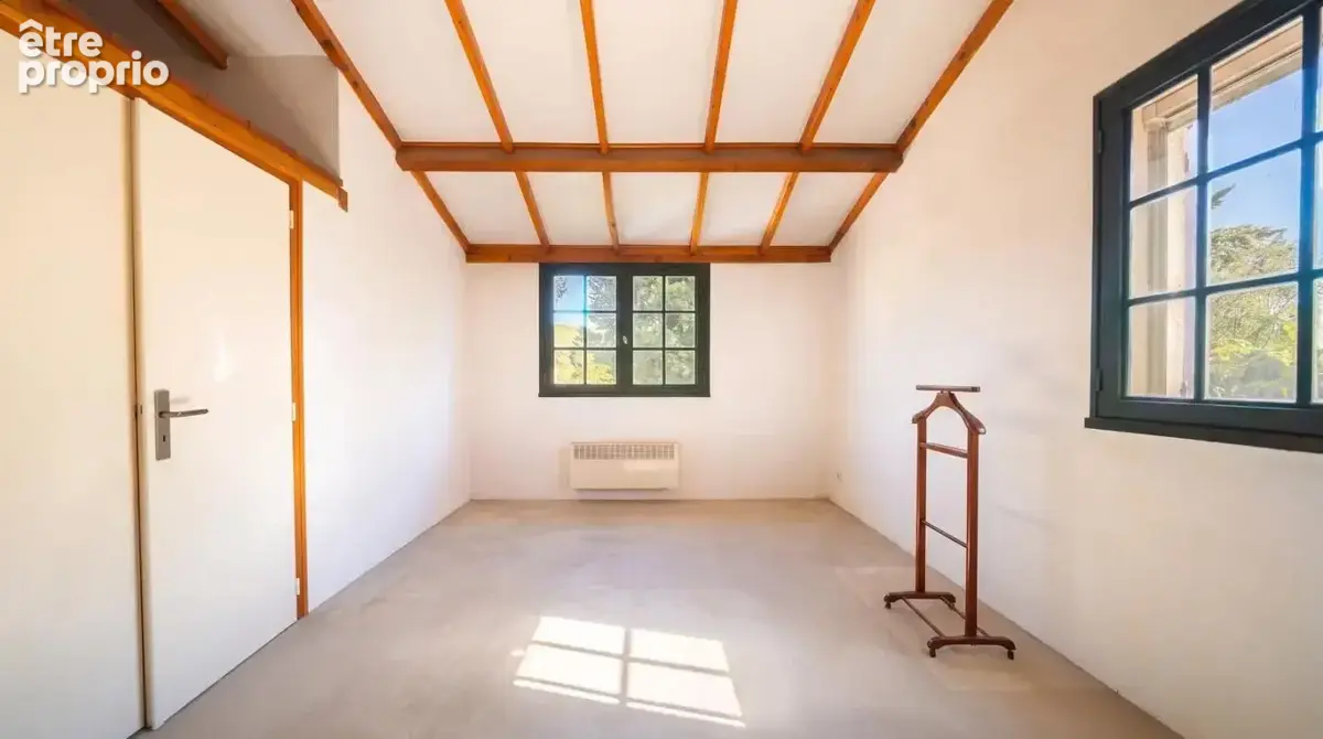 Référence : 7383-ABO - Villa de 5 chambres, terrain piscinable dans un environnement calme et privilégié à Eguilles - photo 15