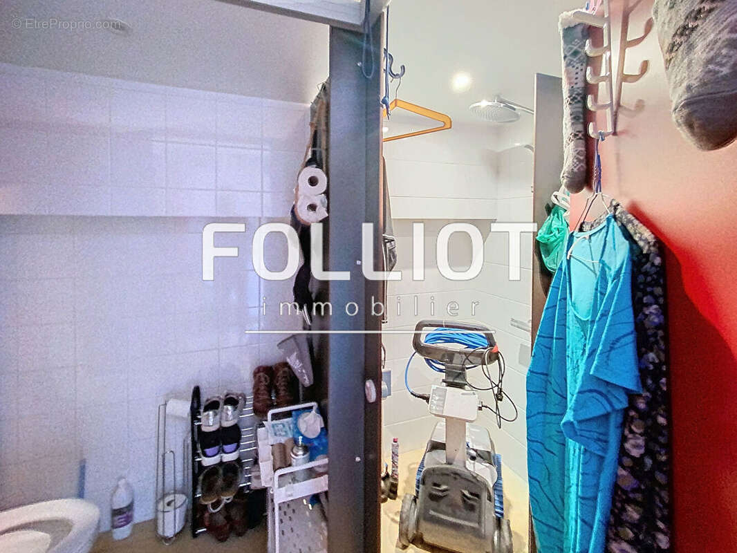 Maison à LES MOUTIERS-EN-CINGLAIS