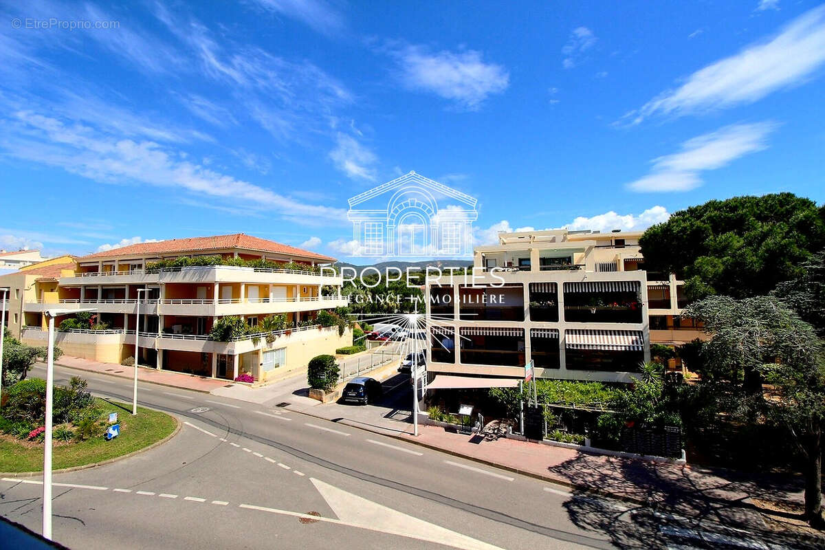 Appartement à BORMES-LES-MIMOSAS