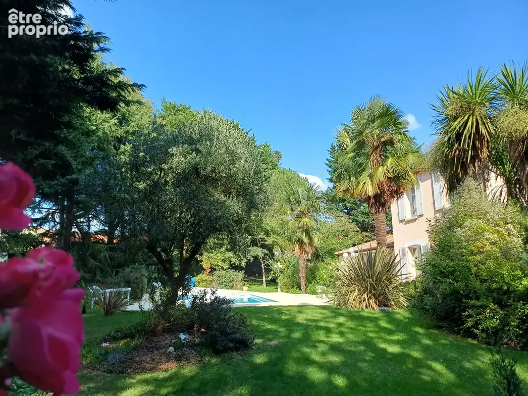 Photo Maison à La Ferriere au prix de 530 400€