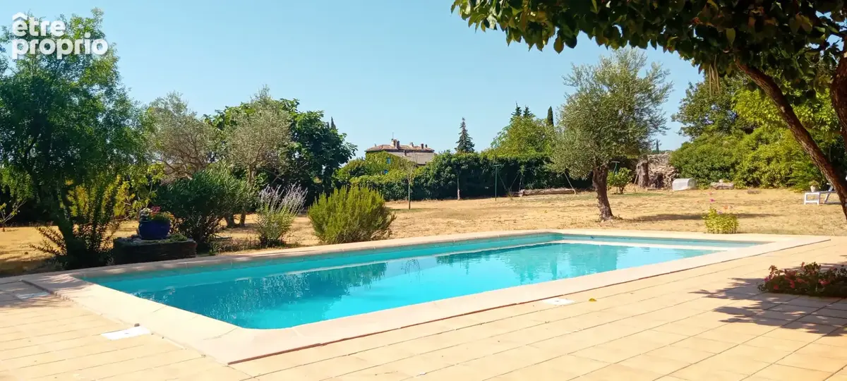 Besse sur Issole Charmante maison T3 avec piscine et carport - photo 2