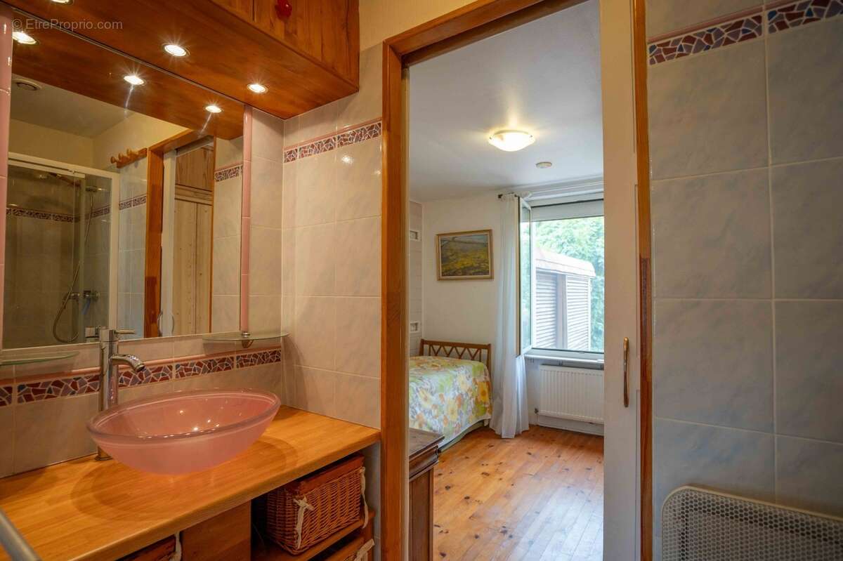 Maison de plain-pied à vendre 5 pièces VENISSIEUX (69) - photo 10