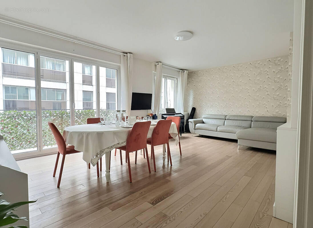 Appartement à PARIS-6E