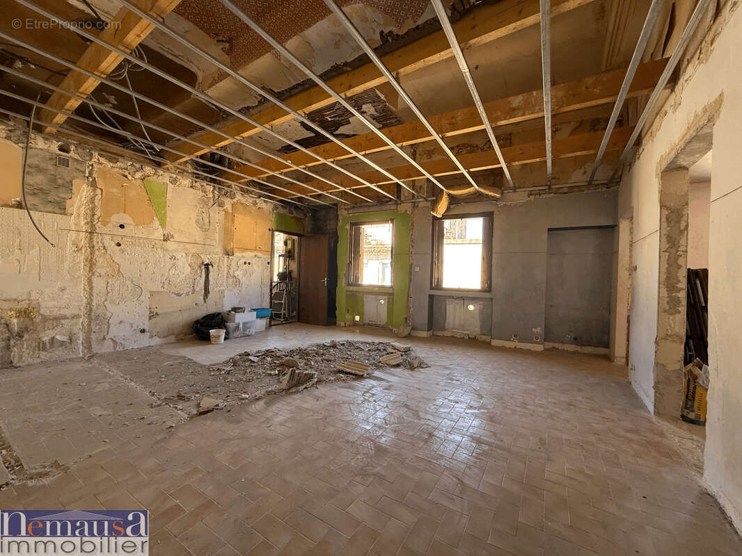 NIMES - Immeuble 280m2 - photo 6