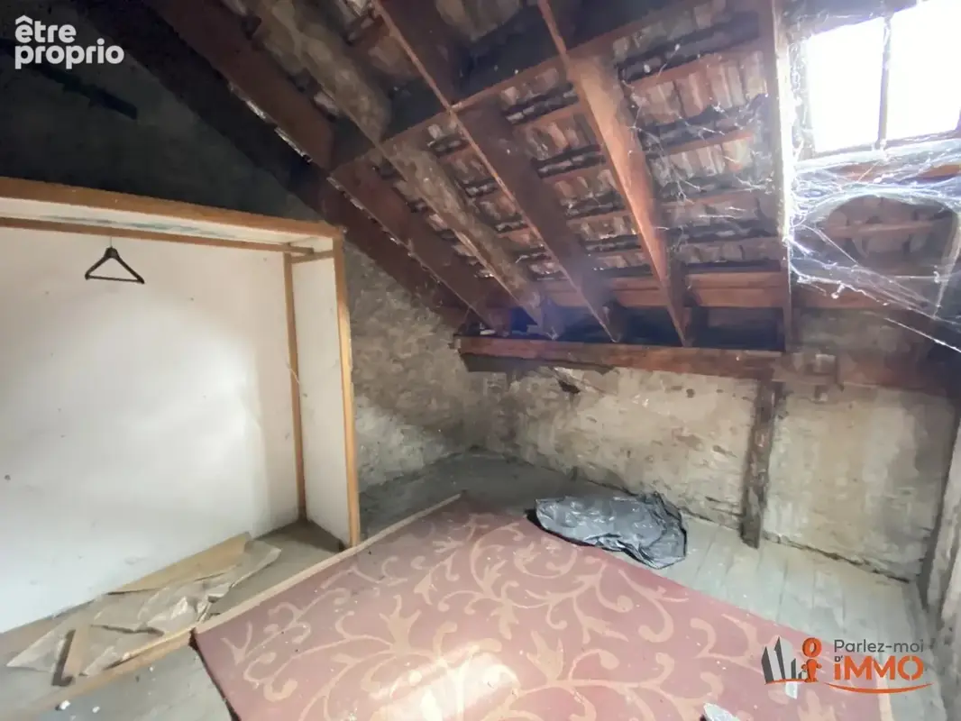 ? Maison de ville à rénover – Centre de Bourgoin-Jallieu - photo 16