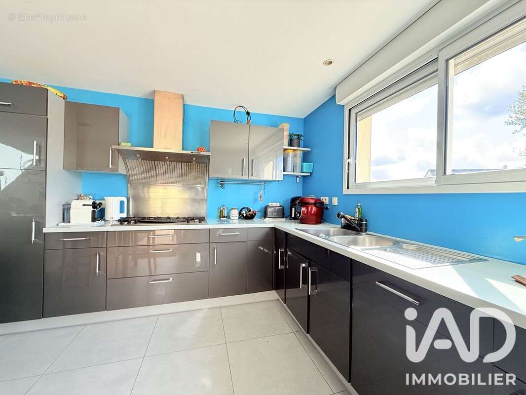 Maison 179 m² à Le Vivier-Sur-Mer  - photo 7