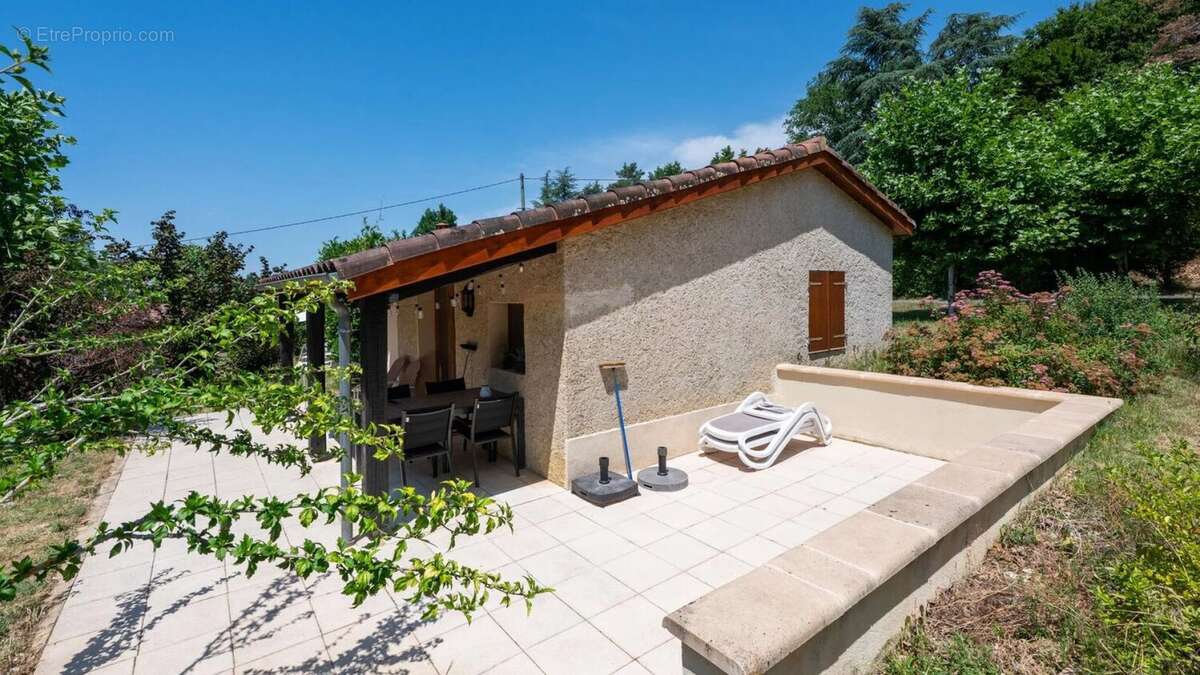 Belle opportunité : maison 2 chambres, jardin et terrasse couver - photo 14
