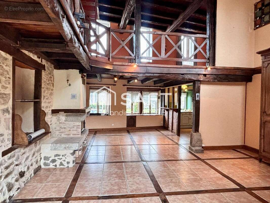 Photo 2 - Maison à BOURGANEUF