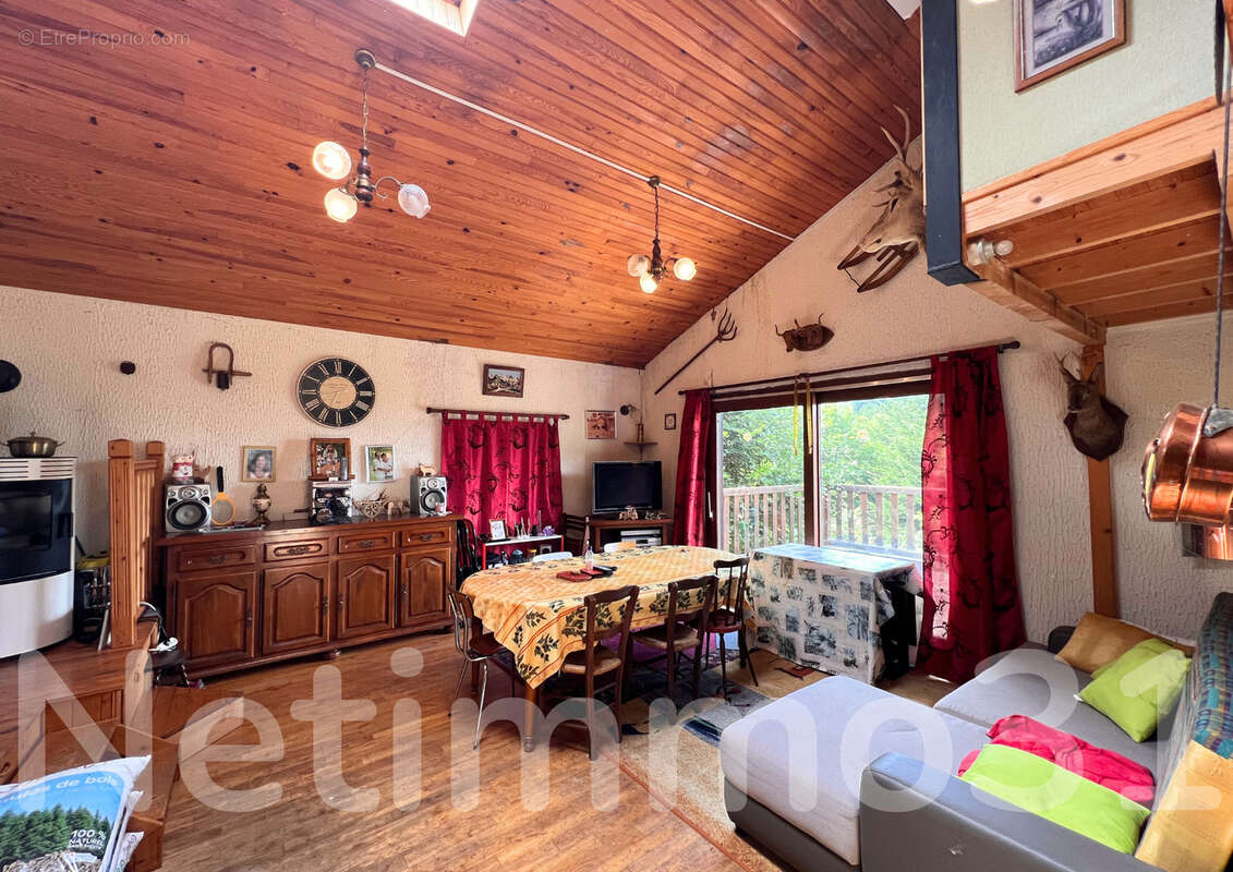 Maison à SAINT-CHELY-D'AUBRAC