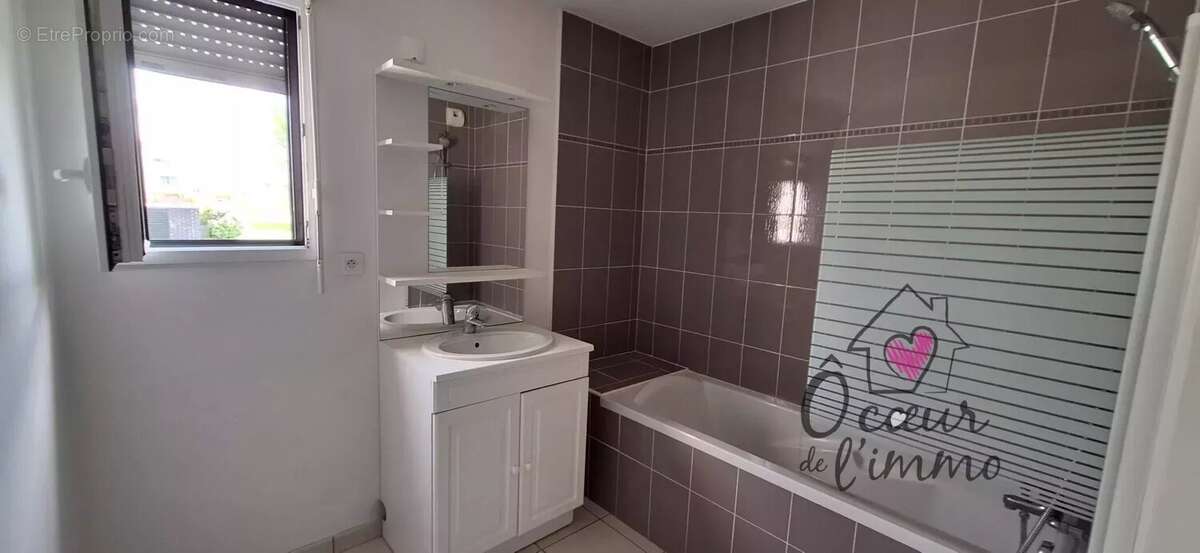 Appartement à SAINTE-LUCE-SUR-LOIRE